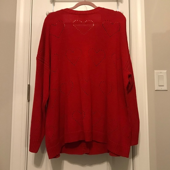 ❤C&B long sleeve v-neck buttonup red cardigan with perforated heart pattern (2X) - Picture 4 of 16